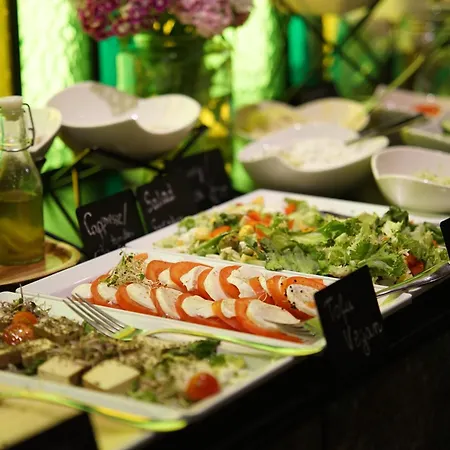 Отель Liebeskind Boutique Old Town 4*